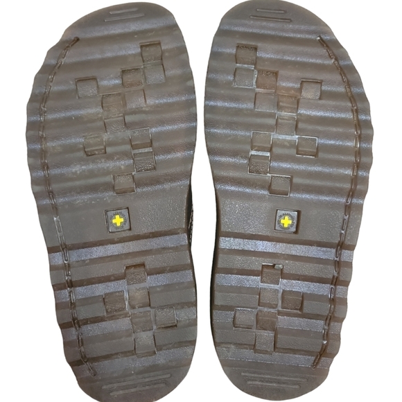 DR MARTENS Unisex Leather Sandals